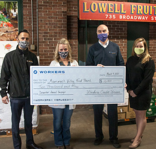 Workers Credit Union Donates Merrimack Valley Food Bank Workers 